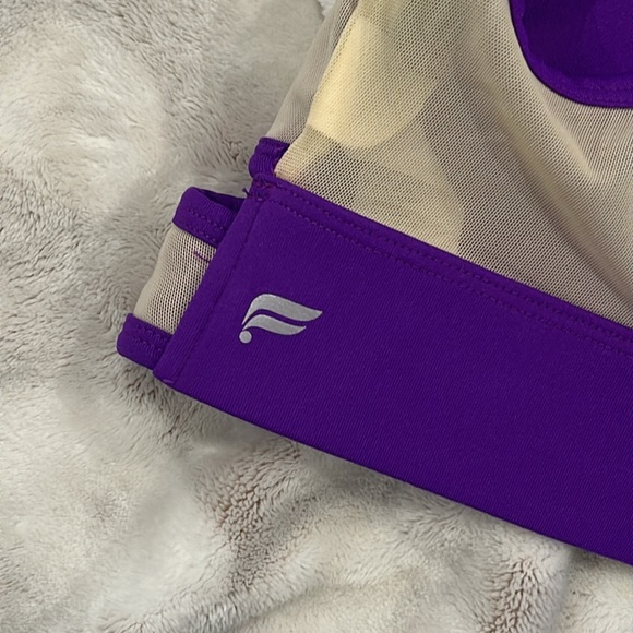 Fabletics Faye Medium Impact Sports Bra Purple Nude Mesh Size Medium - Picture 4 of 6